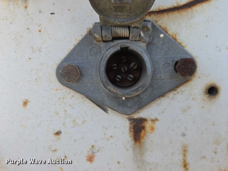 image for item EC1142 1994 Ford LN8000 flatbed truck