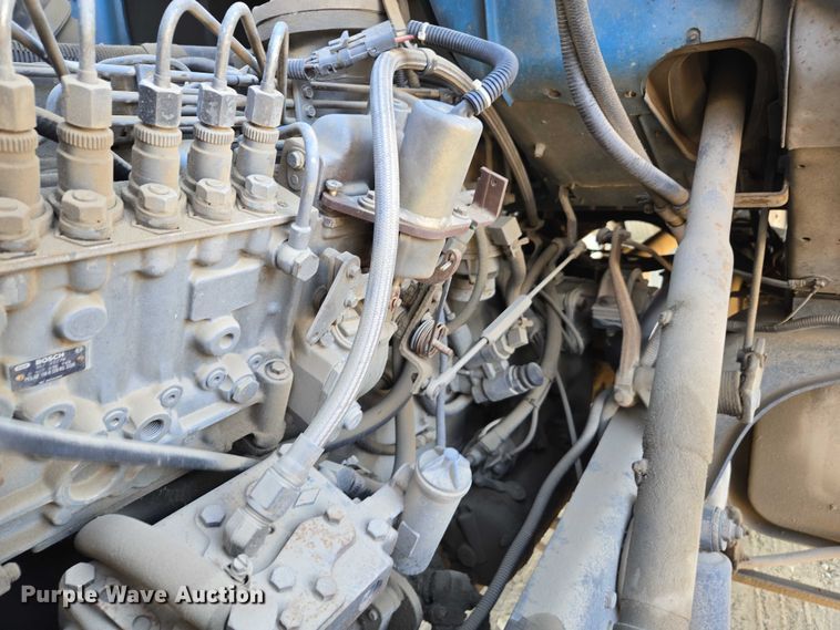 image for item EC1142 1994 Ford LN8000 flatbed truck