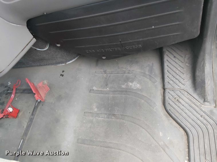 image for item EC1203 2007 Freightliner M2 semi truck