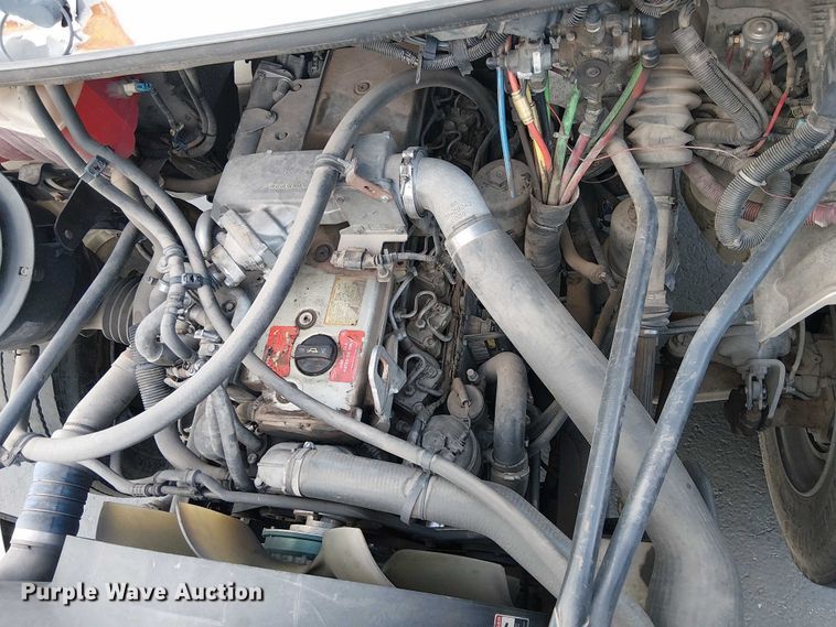 image for item EC1203 2007 Freightliner M2 semi truck