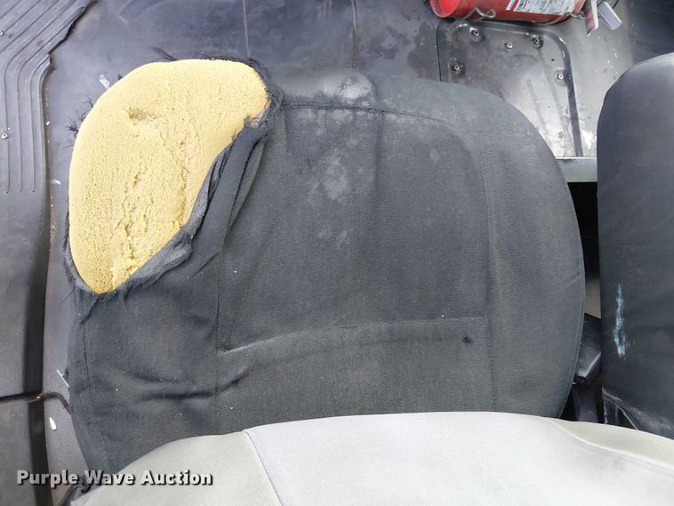 image for item EC1206 2006 Freightliner M2 semi truck