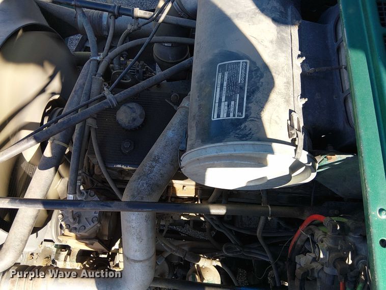 image for item EC1216 1995 Freightliner FLD 112 semi truck