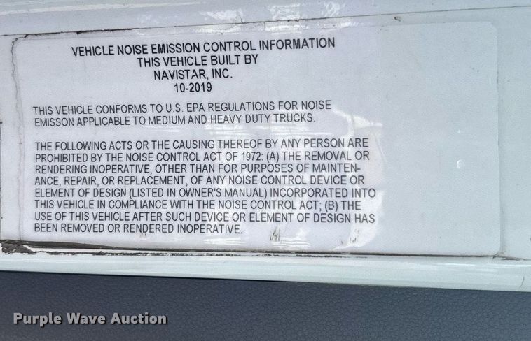 image for item EC3586 2020 International LT625 semi truck