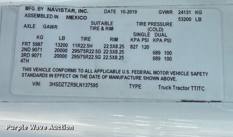 image for item EC3586 2020 International LT625 semi truck