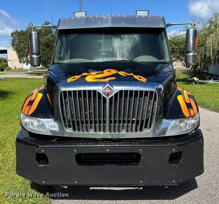 image for item EC3841 2012 International 4300 rollback truck