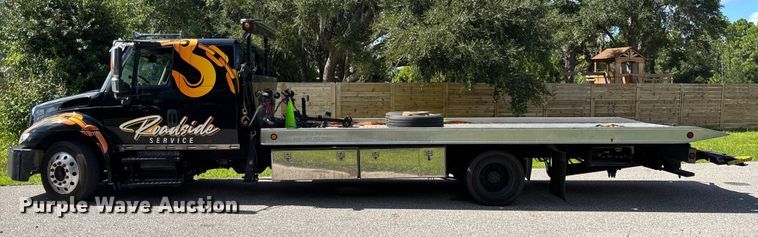 image for item EC3841 2012 International 4300 rollback truck