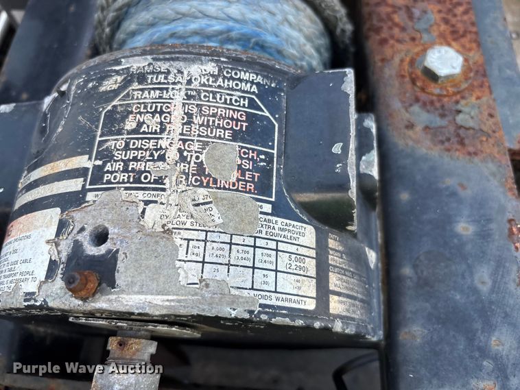 image for item EC3841 2012 International 4300 rollback truck