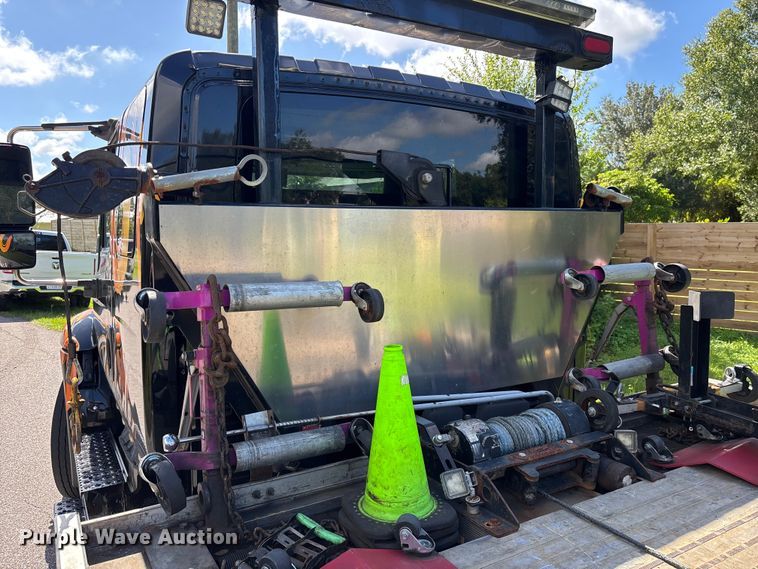 image for item EC3841 2012 International 4300 rollback truck