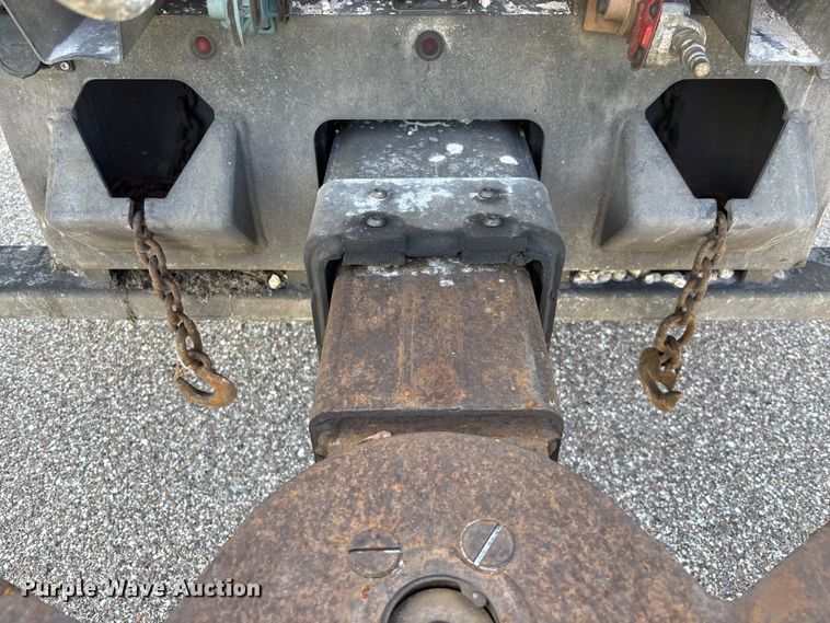 image for item EC3841 2012 International 4300 rollback truck