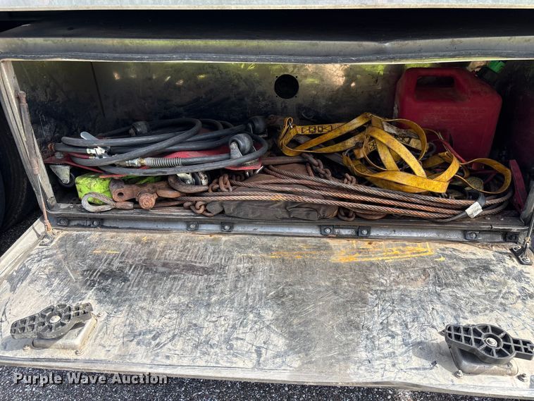 image for item EC3841 2012 International 4300 rollback truck