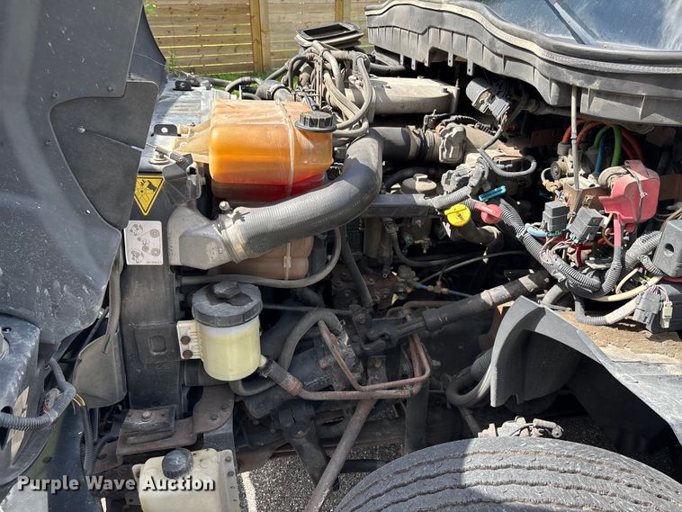 image for item EC3841 2012 International 4300 rollback truck