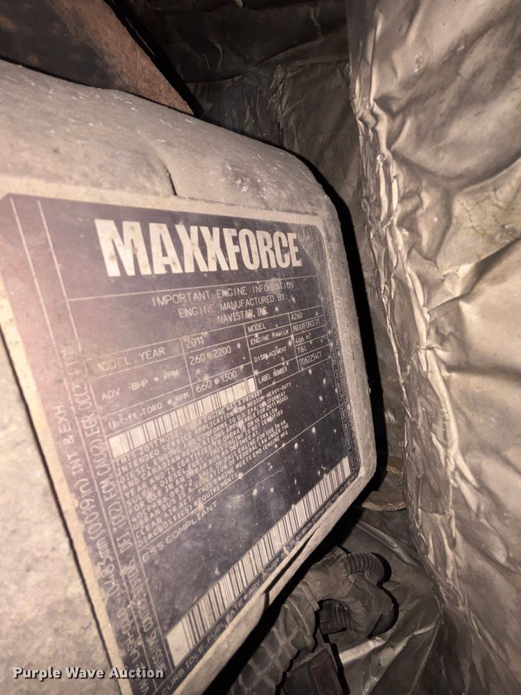 image for item EC3841 2012 International 4300 rollback truck