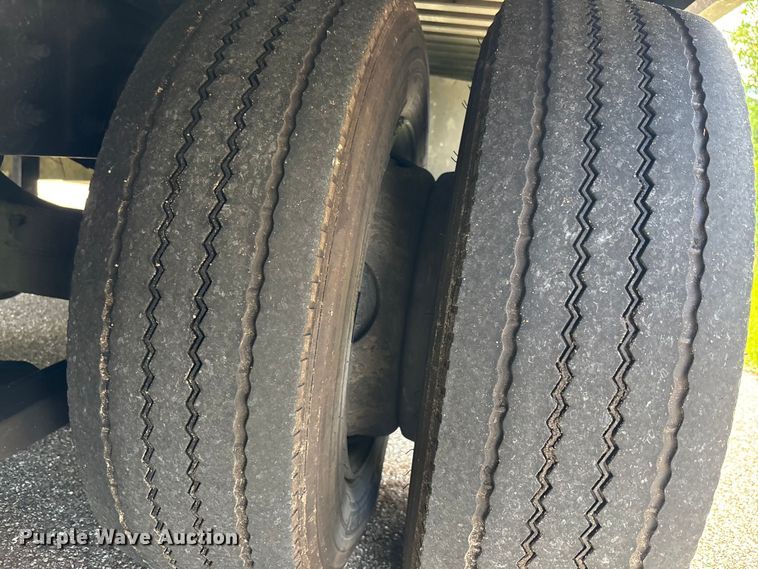 image for item EC3841 2012 International 4300 rollback truck