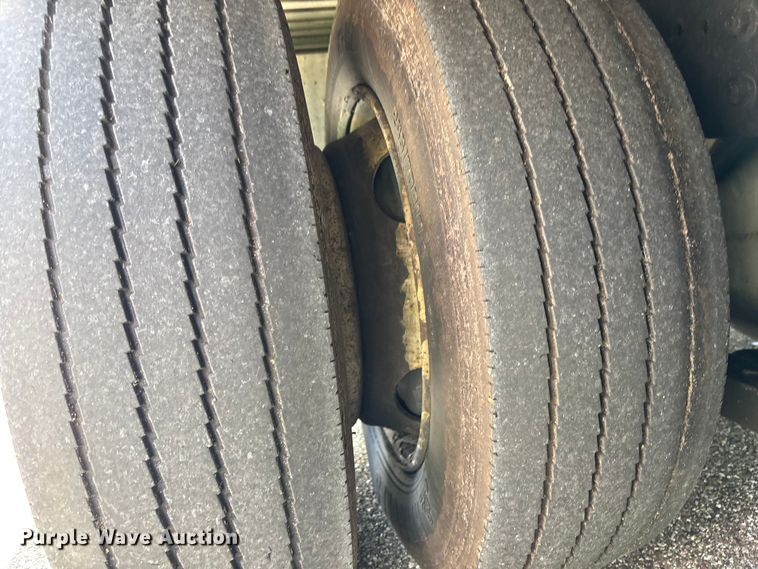 image for item EC3841 2012 International 4300 rollback truck