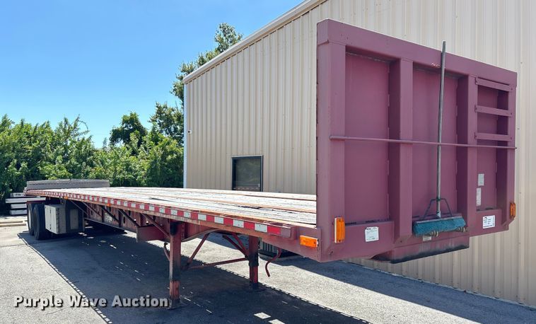 image for item EC3848 2004 Transcraft TL-80K F2 flatbed trailer