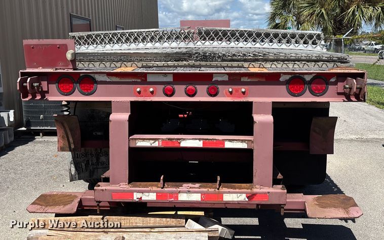 image for item EC3848 2004 Transcraft TL-80K F2 flatbed trailer