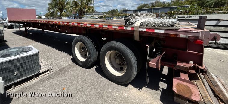 image for item EC3848 2004 Transcraft TL-80K F2 flatbed trailer