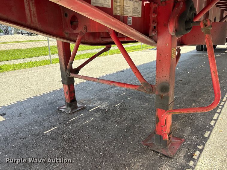 image for item EC3848 2004 Transcraft TL-80K F2 flatbed trailer