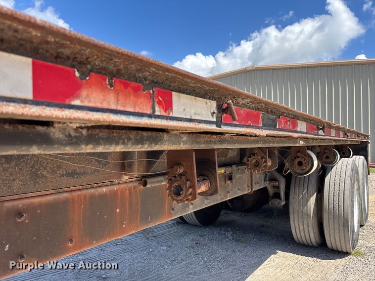 image for item EC3850 2001 Freightliner FL80 flatbed truck