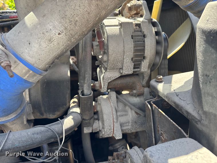 image for item EC3850 2001 Freightliner FL80 flatbed truck