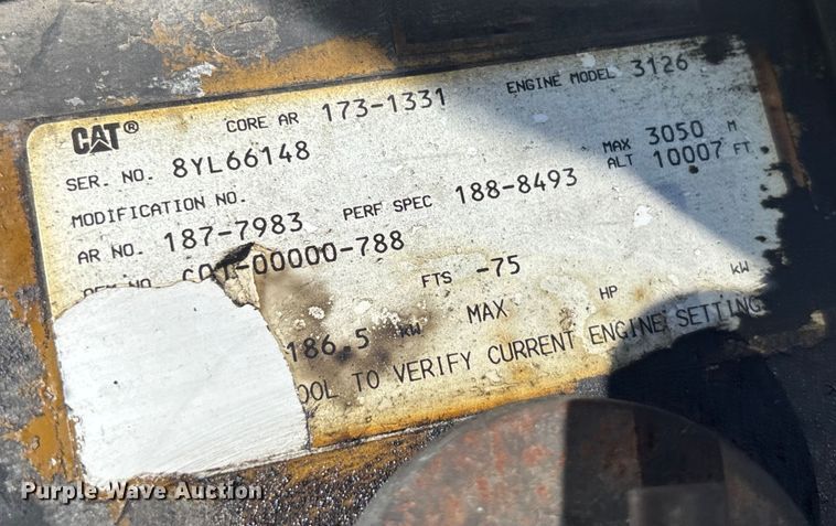 image for item EC3850 2001 Freightliner FL80 flatbed truck