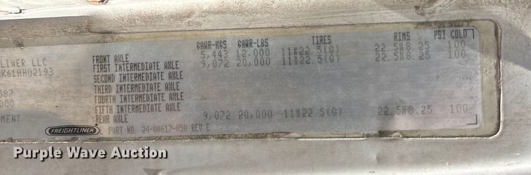 image for item EC3850 2001 Freightliner FL80 flatbed truck