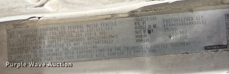 image for item EC3850 2001 Freightliner FL80 flatbed truck