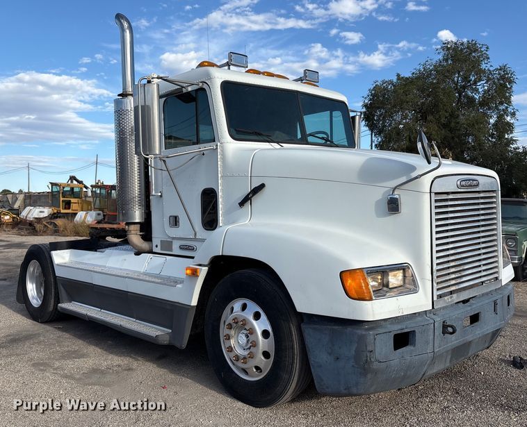 CAMIóN 2000 FREIGHTLINER