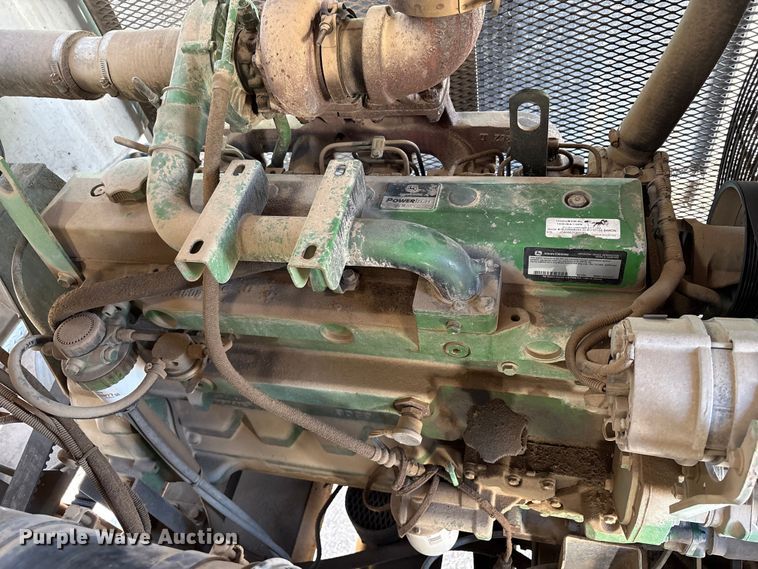 image for item EC8039 2009 International 4400 SBA  vacuum truck