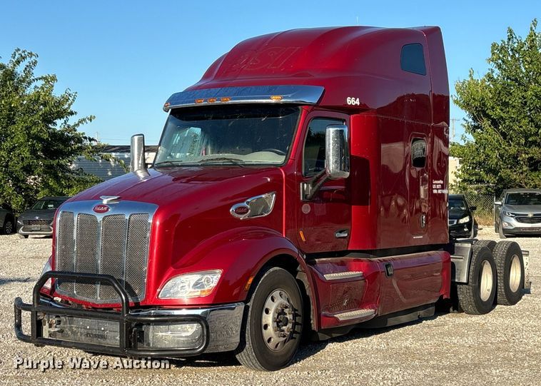thumbnail image 2 of Aftermarket Front Bumper Cover With Tow Hooks For Peterbilt 579 Old Gen (2013-2021) 2 of 5