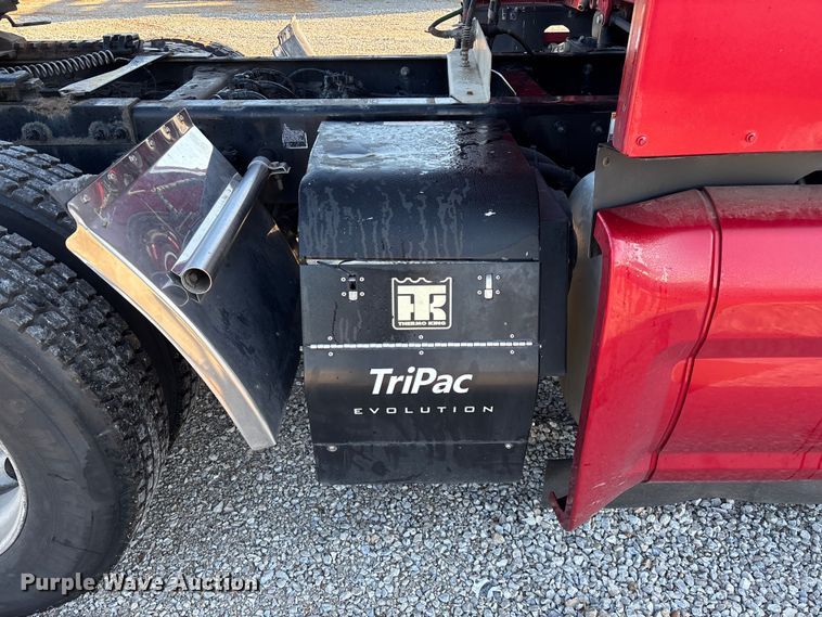 image for item ED2249 2021 Peterbilt 579 semi truck