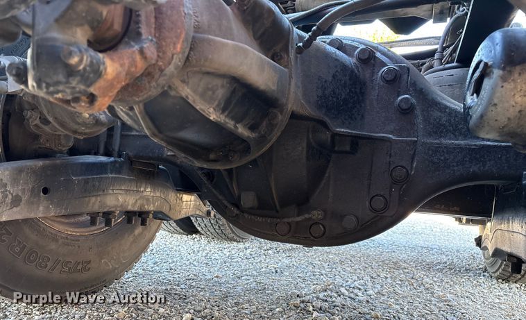 image for item ED2249 2021 Peterbilt 579 semi truck