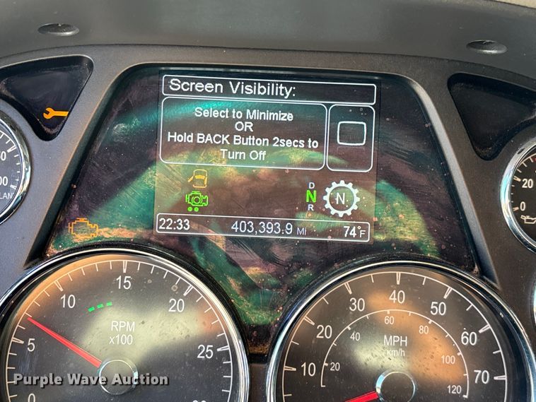 image for item ED2249 2021 Peterbilt 579 semi truck