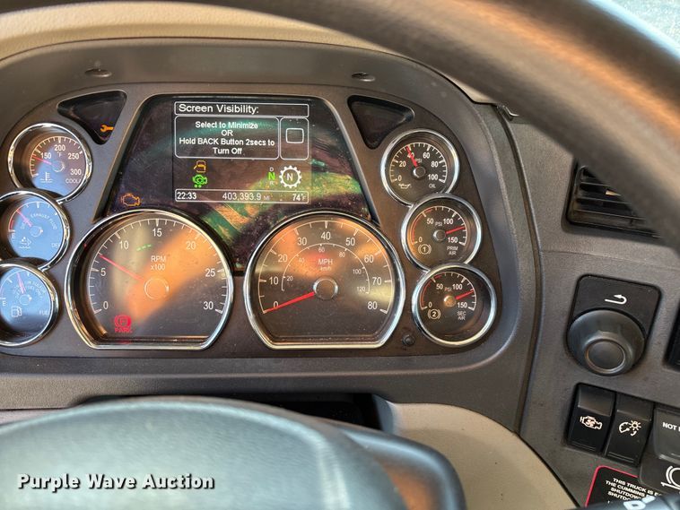 image for item ED2249 2021 Peterbilt 579 semi truck