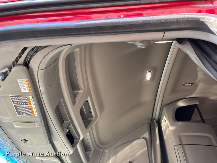 image for item ED2249 2021 Peterbilt 579 semi truck