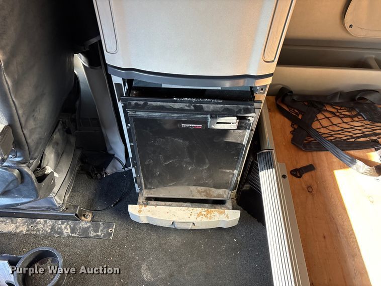 image for item ED2249 2021 Peterbilt 579 semi truck