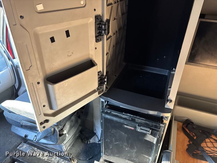 image for item ED2249 2021 Peterbilt 579 semi truck