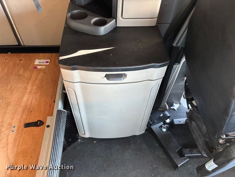 image for item ED2249 2021 Peterbilt 579 semi truck