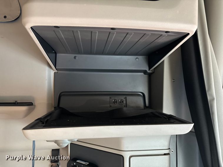 image for item ED2249 2021 Peterbilt 579 semi truck