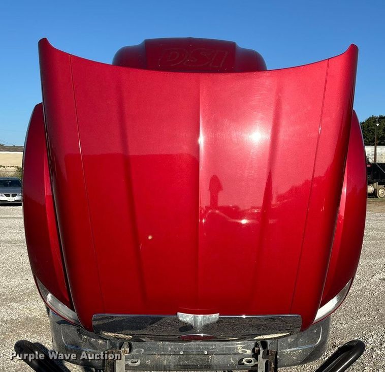 image for item ED2249 2021 Peterbilt 579 semi truck