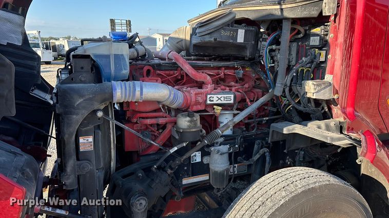 image for item ED2249 2021 Peterbilt 579 semi truck