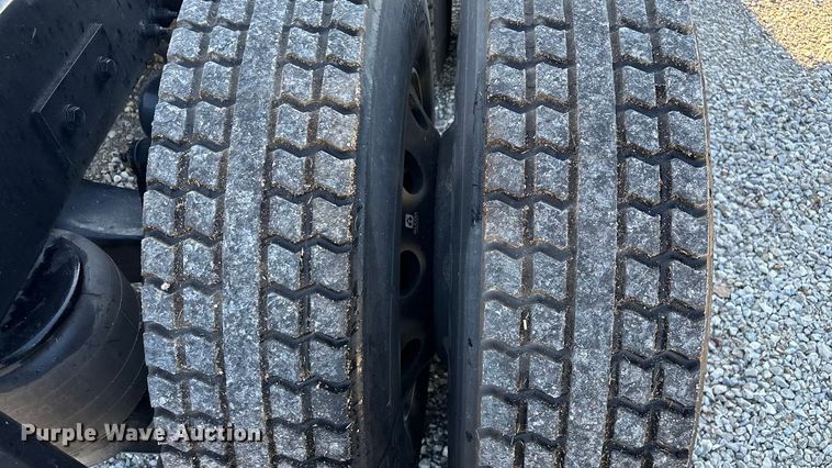 image for item ED2249 2021 Peterbilt 579 semi truck