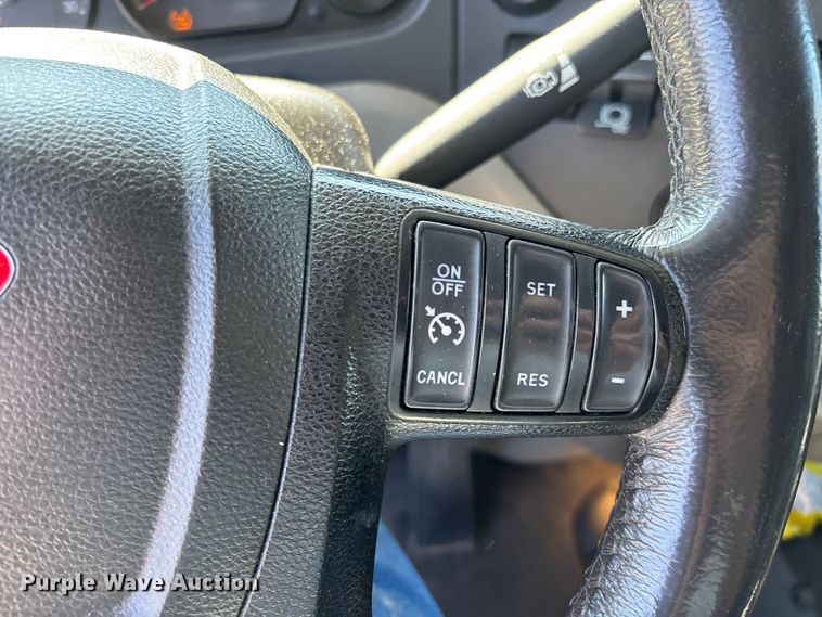 image for item ED2250 2022 Peterbilt 579 semi truck