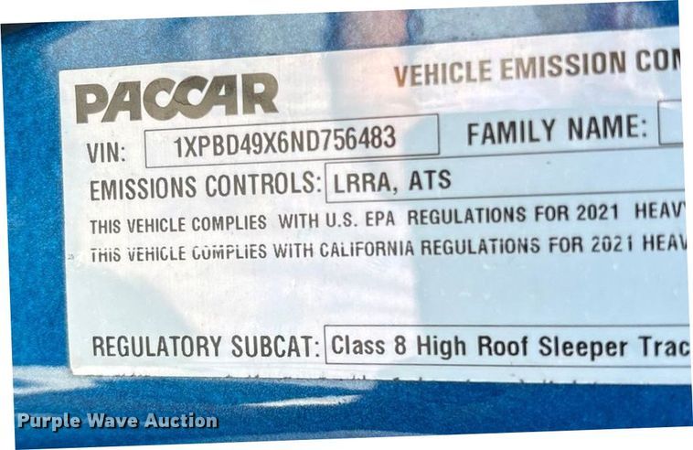 image for item ED2250 2022 Peterbilt 579 semi truck