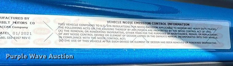 image for item ED2250 2022 Peterbilt 579 semi truck