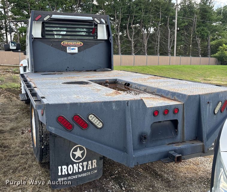 image for item ED2256 2007 International 4300 flatbed truck