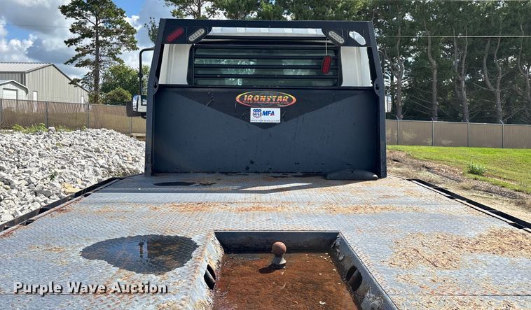 image for item ED2256 2007 International 4300 flatbed truck