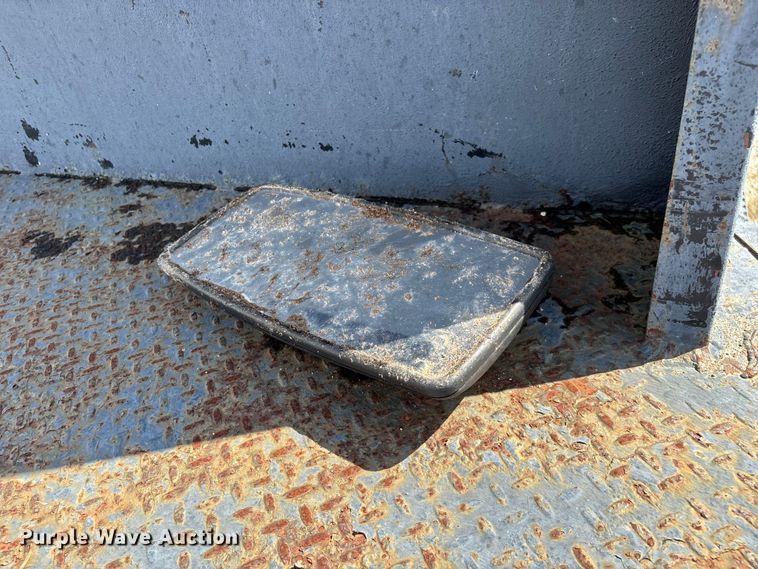 image for item ED2256 2007 International 4300 flatbed truck