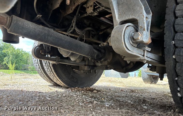 image for item ED2256 2007 International 4300 flatbed truck