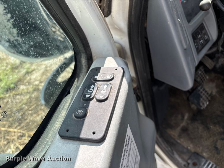 image for item ED2256 2007 International 4300 flatbed truck